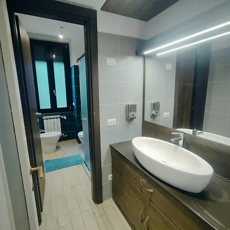 Cinhouse Hostel *